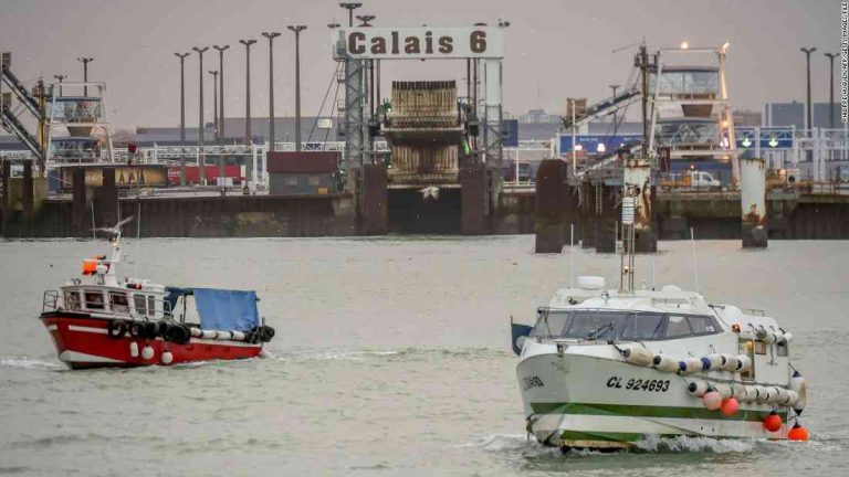 French fishermen threaten to block Channel Tunnel over European fish rights